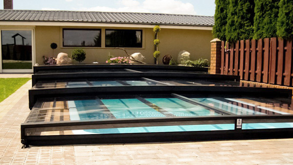 Schwimmbadüberdachung Aluna® Exclusive Line R1