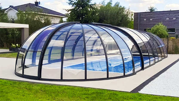 Hohe Poolüberdachung Aluna® Orion