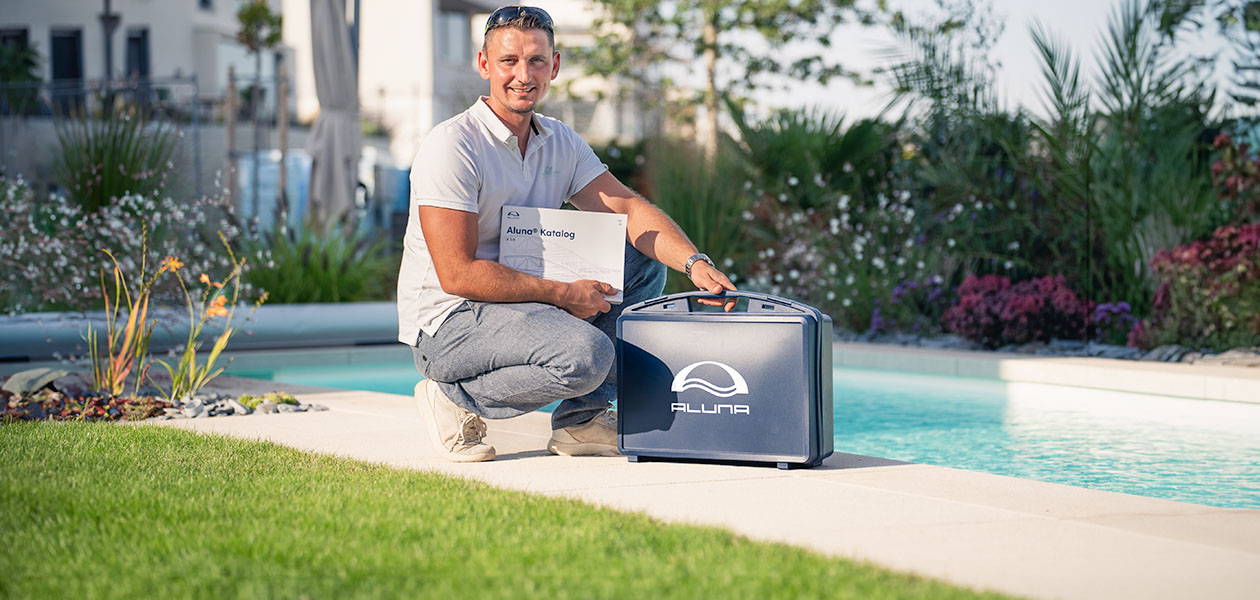 Regionalen Fachhändler für Poolüberdachungen finden