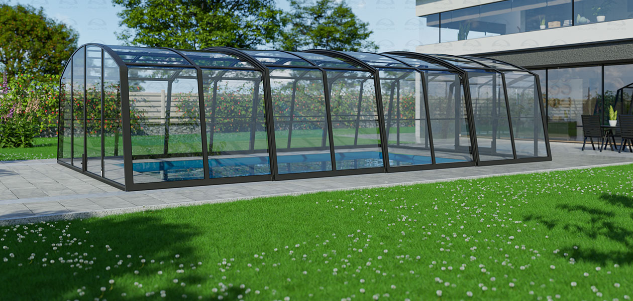 Hohe Schwimmbadüberdachungen entdecken