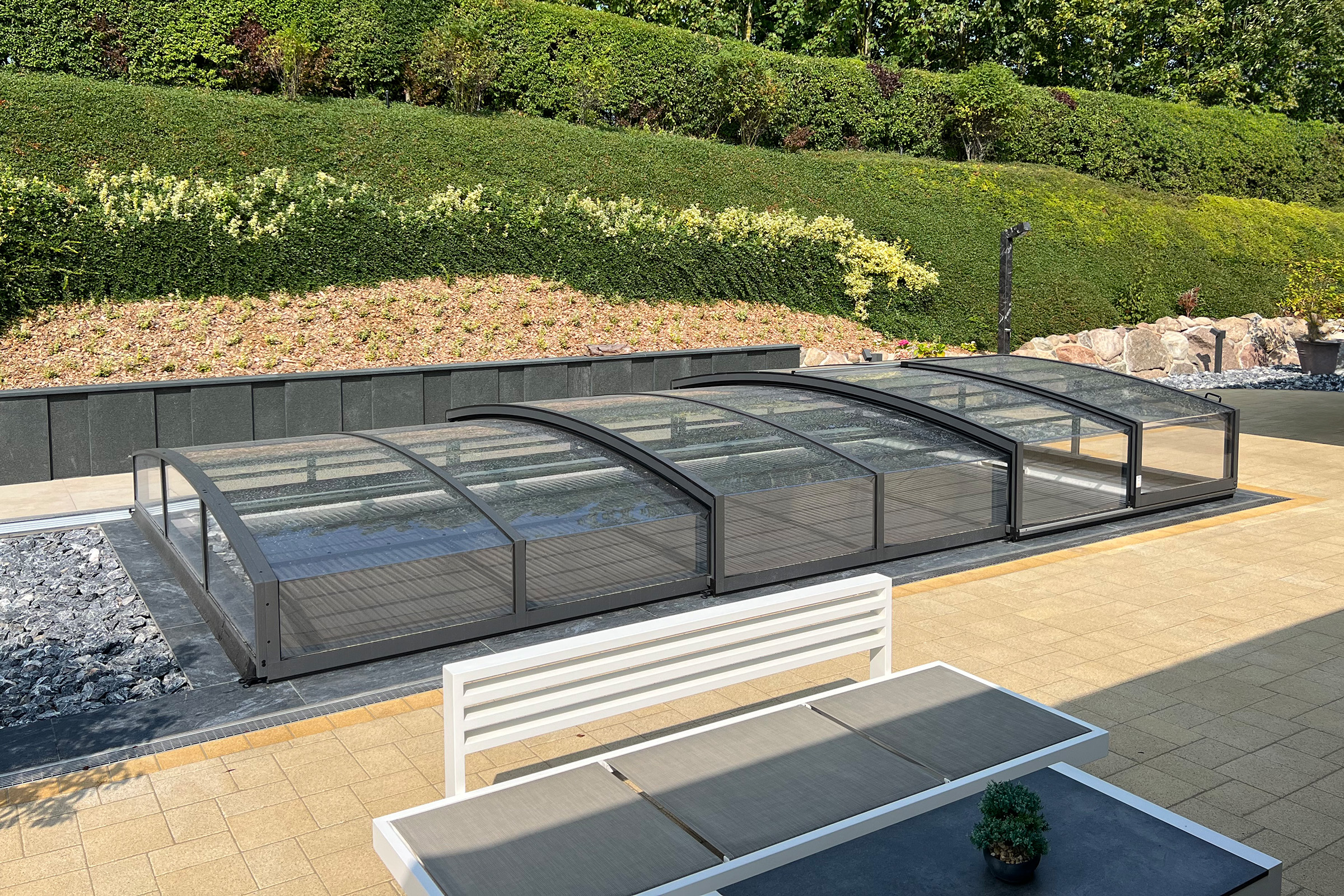 Schwimmbadüberdachung Aluna® Comfort R1