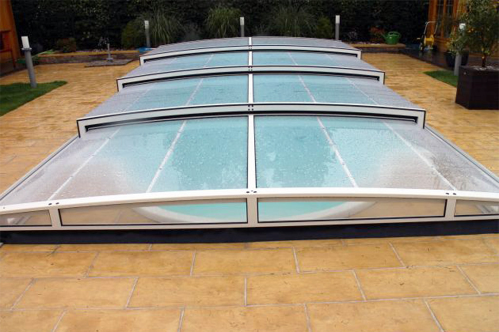 Schwimmbadüberdachung Aluna® Exclusive Line