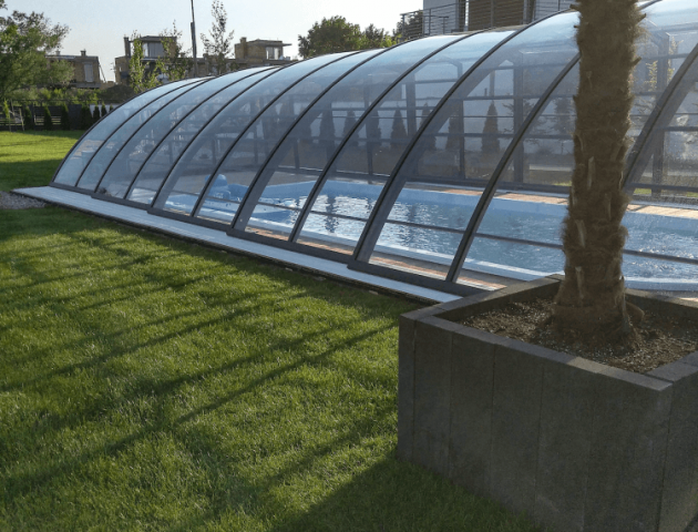 Schwimmbadüberdachung Aluna® Delta II