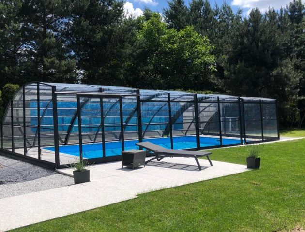 Hohe Poolhalle Aluna® Delta II