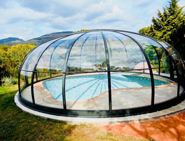 Poolüberdachung rund, mit 180° Öffnung