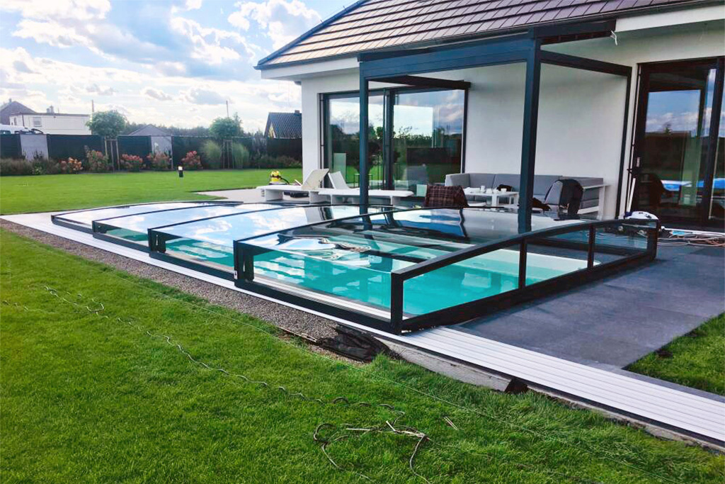 Schwimmbadüberdachung Aluna® Exclusive Line R1